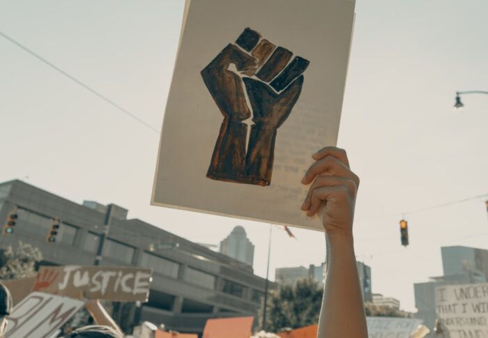 Politique locale : comprendre les décisions qui façonnent la vie communale